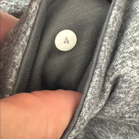 Lululemon - Picture 3 of 3